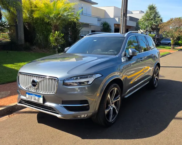 Volvo XC 90 T-6 Momentum 2.0 320cv 5P 2018