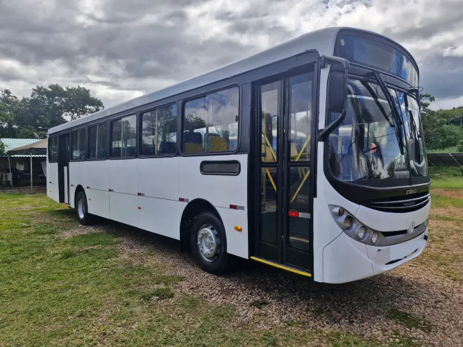 Caio Apache Vip Mercedes-Benz OF-1722