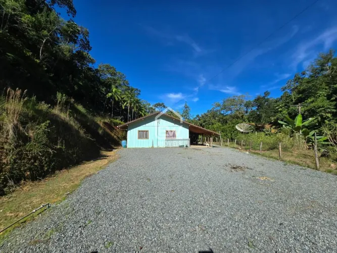Chácara com Área Total de 29.635m² em Jaraguá do Sul, SC