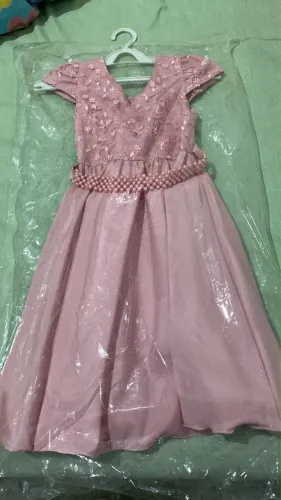 Vestido de Festa Infantil Rosa Coração com Renda e Pérolas - Luxo
