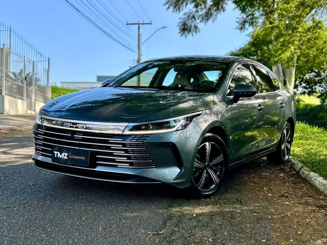 BYD King GS 1.5 16V Híbrido Aut. 2025