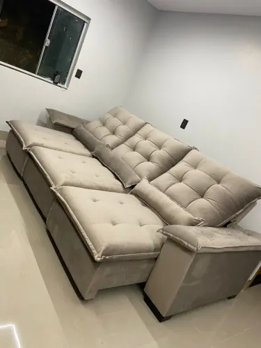 Sofá Retrátil e reclinável
