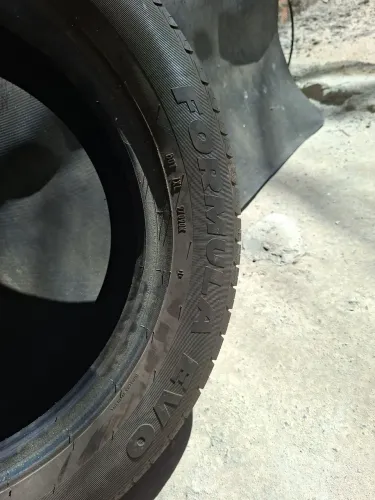 Pneu 195,60,15