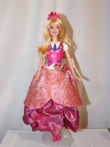 Barbie Blair Escola de Princesas