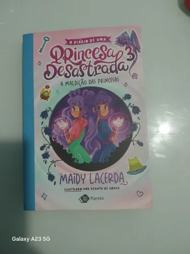 Livro O Diário de uma Princesa desastrada