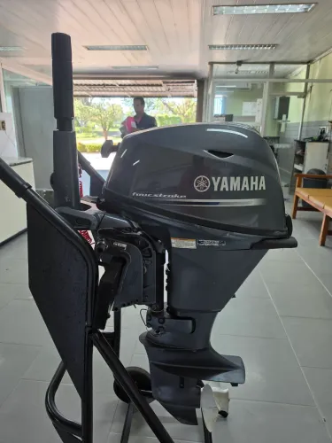 MOTOR DE POPA YAMANHA 25 4 tempos 