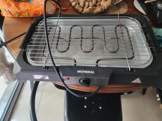 Churrasqueira eletrica 220wts