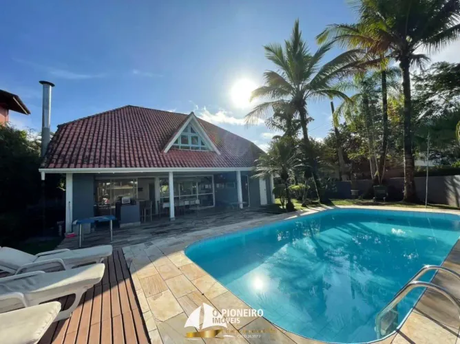 Casa de Condomínio com 6 dorms, Baleia, São Sebastião - R$ 3.8 mi, Cod: 1523
