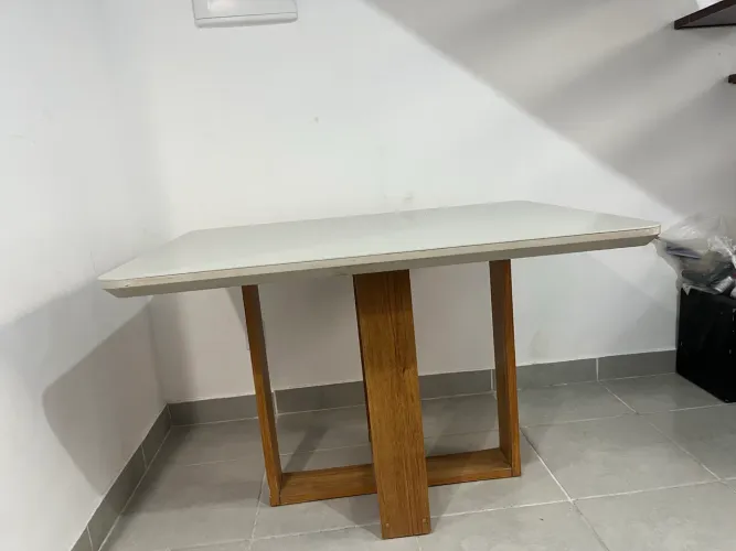 Mesa 4 cadeiras