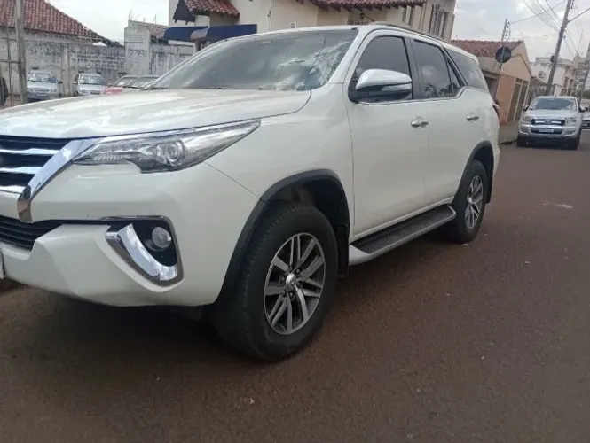 Toyota Hilux SW4 SRX 4X4 4.0 V6 24V Aut. 2016