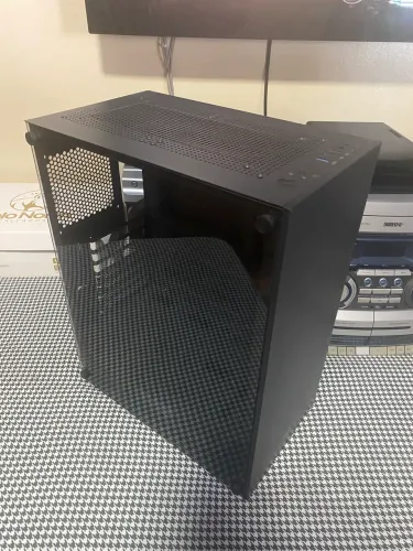 Gabinete gamer aigo