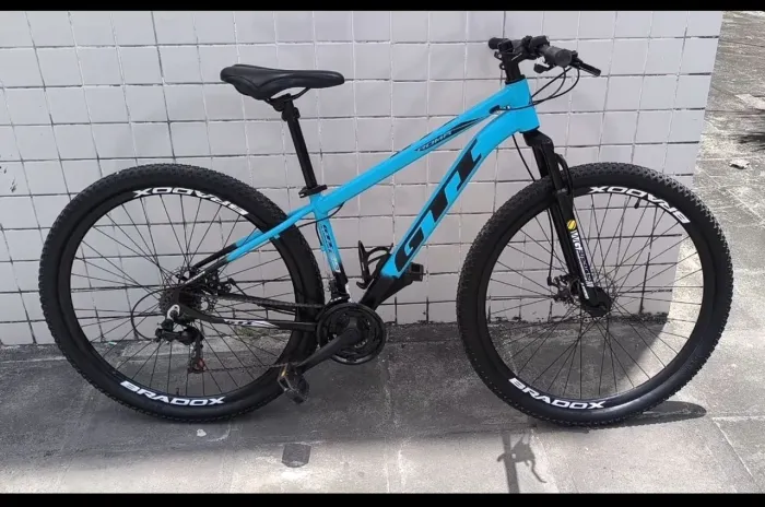 Bike usada 4 vezes