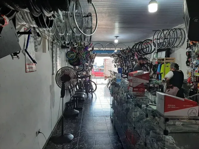 Ponto, fundo comercial no segmento de bicicletaria à venda, 75 m² por R$ 150.000 - Guilher
