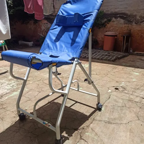 Cadeira De Banho Vanzetti Enxuta Juvenil Azul