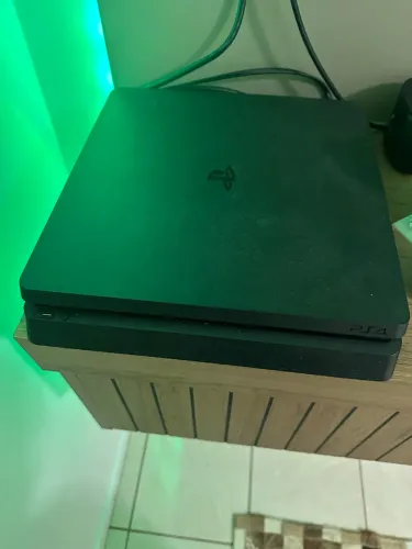 Ps4 slim desbloqueado