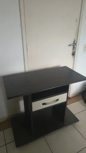 Rack sala praticamente novo