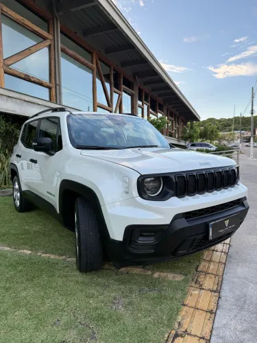 Jeep Renegade Sport T270 1.3 TB 4X2 Flex Aut. 2023