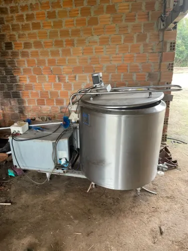 Refrigerador de leite 500 litros