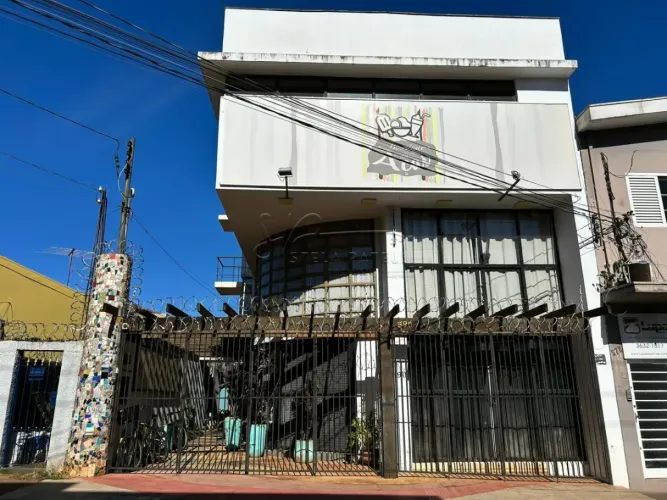 Prédio Comercial - Rua Henrique Dumont - 390m²