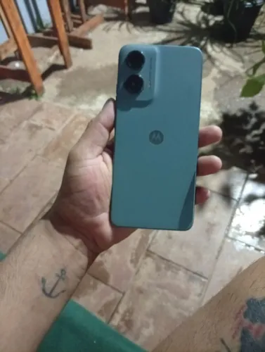 Celula vendendo pq ganhei um