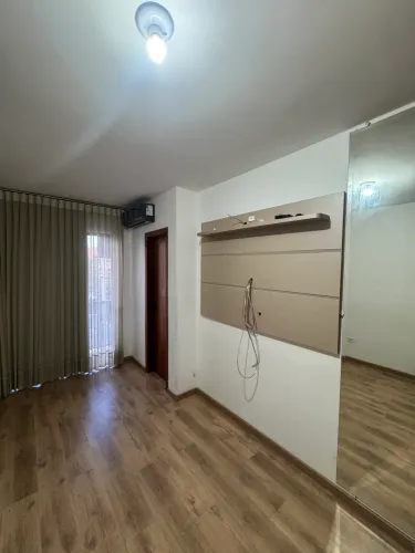 CASA PARA ALUGAR SÍTIO CERCADO (SOBRADO)