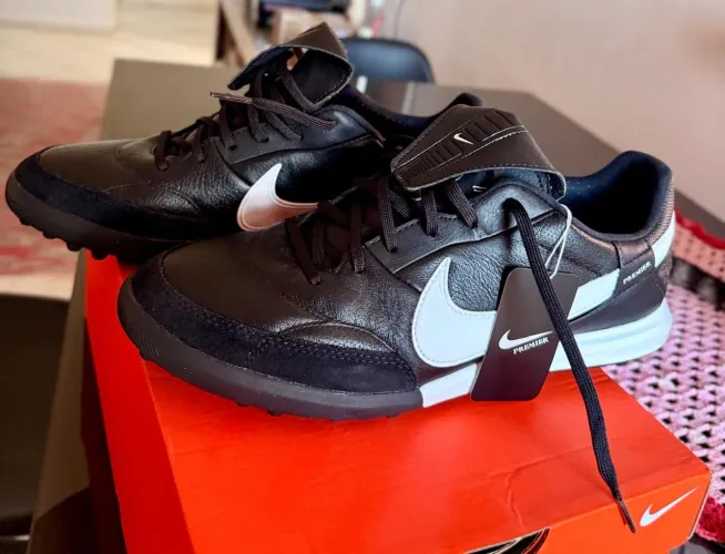 Chuteira Nike