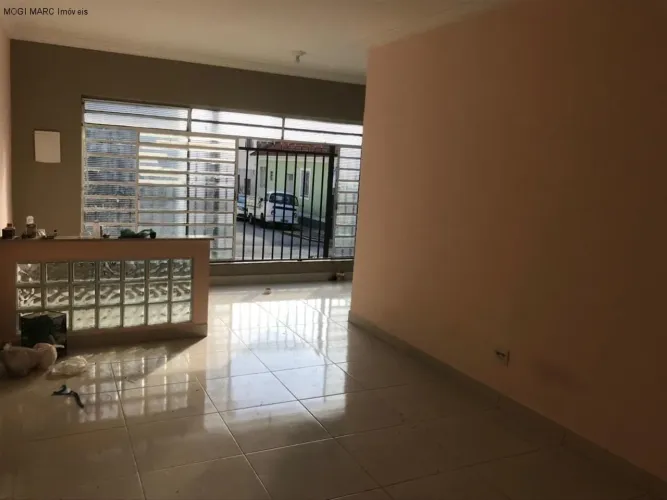 Imperdível Casa Comercial à Venda em Mogi das Cruzes-SP, 4 Quartos, 2 Salas, 2 Banheiros,