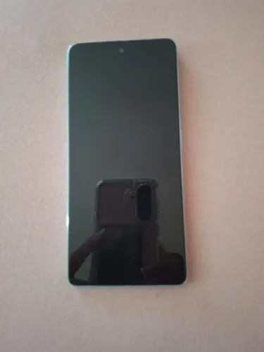 Vendo celular moto G 75 com 256 gb conservado cor branco