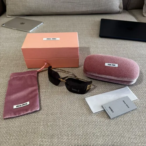 óculos de sol miu miu logo sunglasses