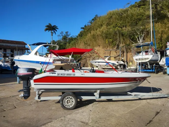 VENDO LANCHA 16 PÉS ITEM PARA CLIENTES EXIGENTES!