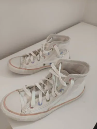 Vendo tênis infantil feminino ALL star Tam 32