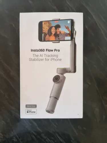 Gimbal Insta 360 flow pró