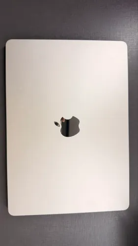 MacBook Air M2 
