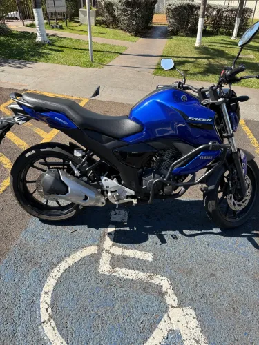  Yamaha Fazer - FZ 15 - baixo km