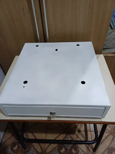 Gaveta porta cédulas com chave