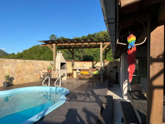 Casa a venda - Enseada de Brito - Palhoça/SC