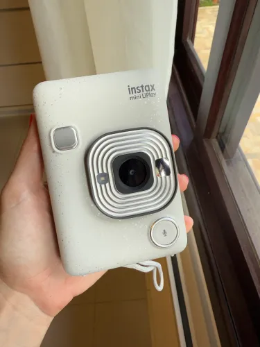 Instax Mini LiPlay Fujifilm Stone White - Híbrida e Impressora - Estado de Nova