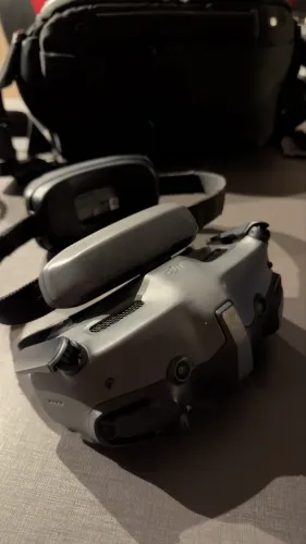 DJI Goggles 3 e controle remoto DJI MOTION 3