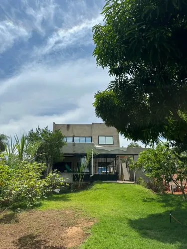 Vendo Sobrado Beira lago