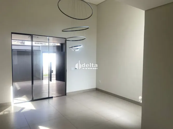 Casa com 3 quartos sendo suíte disponível para venda no bairro Cidade Jardim em Uberlândia
