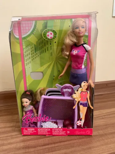 Boneca Barbie Jogadora de Futebol