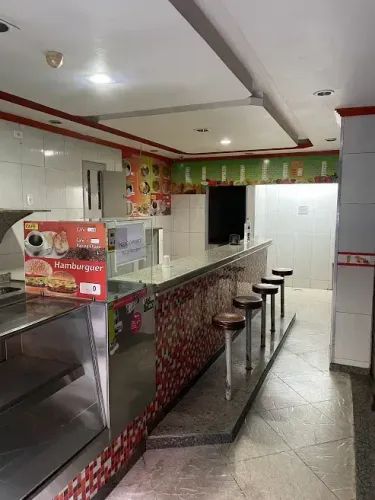 Loja com 100m² toda montada pronta para lanchonete - Centro / Niterói - Rj.