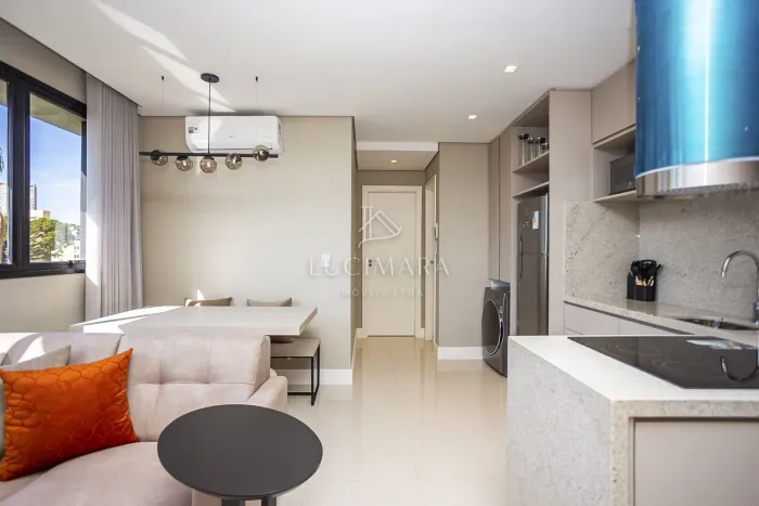 APARTAMENTO com 1 dormitório para alugar com 80m² por R$ 4.100,00 no bairro São Francisco