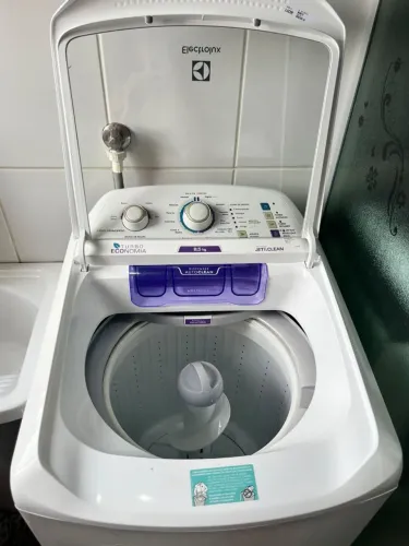 MAQUINA DE LAVAR ROUPAS ELETROLUX TURBO 8,5 Kg