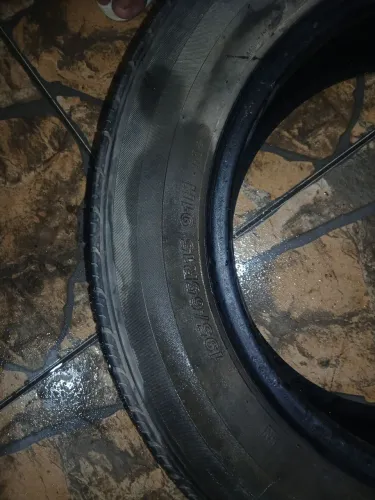 Vendo pneu aro 15