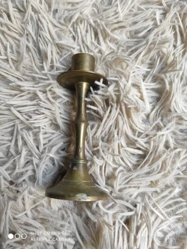 Castiçal de latão