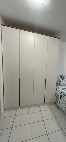 Guarda Roupa 4 portas