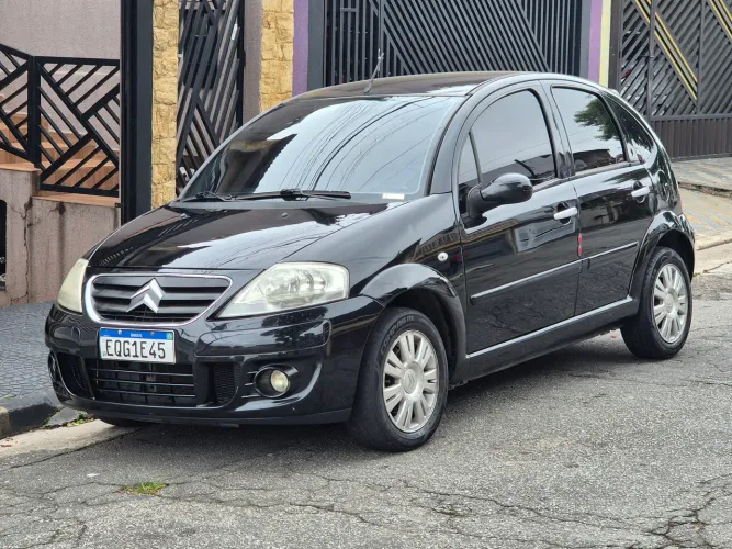 Citroen C3 Exclusive 1.4 Flex 8V 5P 2011
