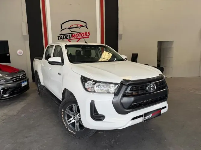Toyota Hilux CD SR 4X4 3.0 8V 116cv TB Diesel 2021