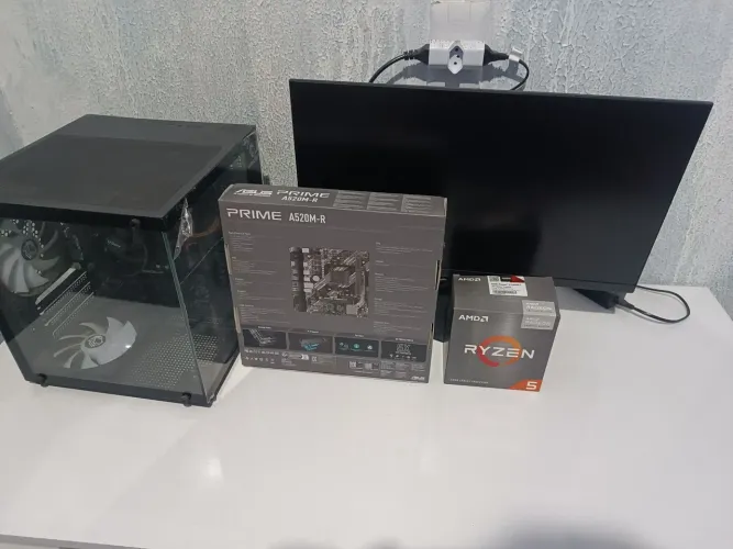 Computador Gamer Gabinete e Monitor